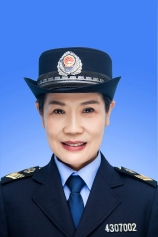邓朝晖.jpg