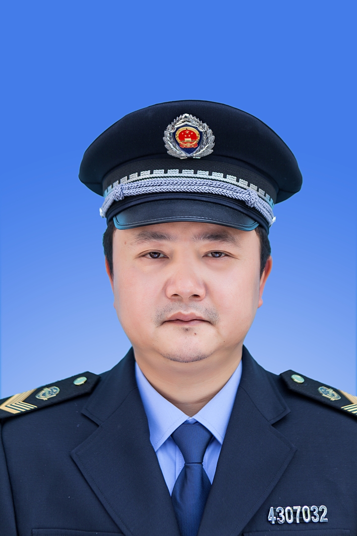 江胜(副调).jpg
